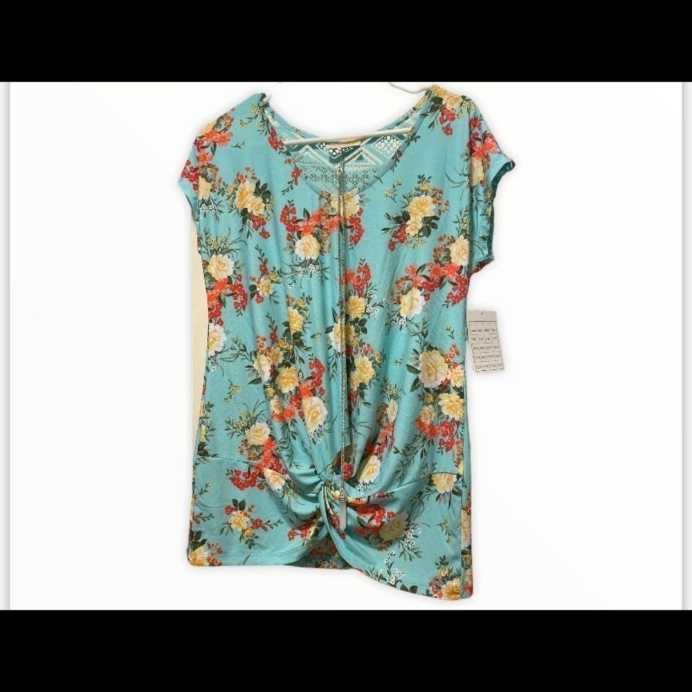 Baby blue flower lace tie top with FREE necklace